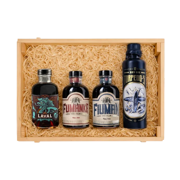 Suza Okusi Kvarnera poklon paket – Laval, Fiumanka, Fiuman i Torpedo-51 gin u drvenoj kutiji